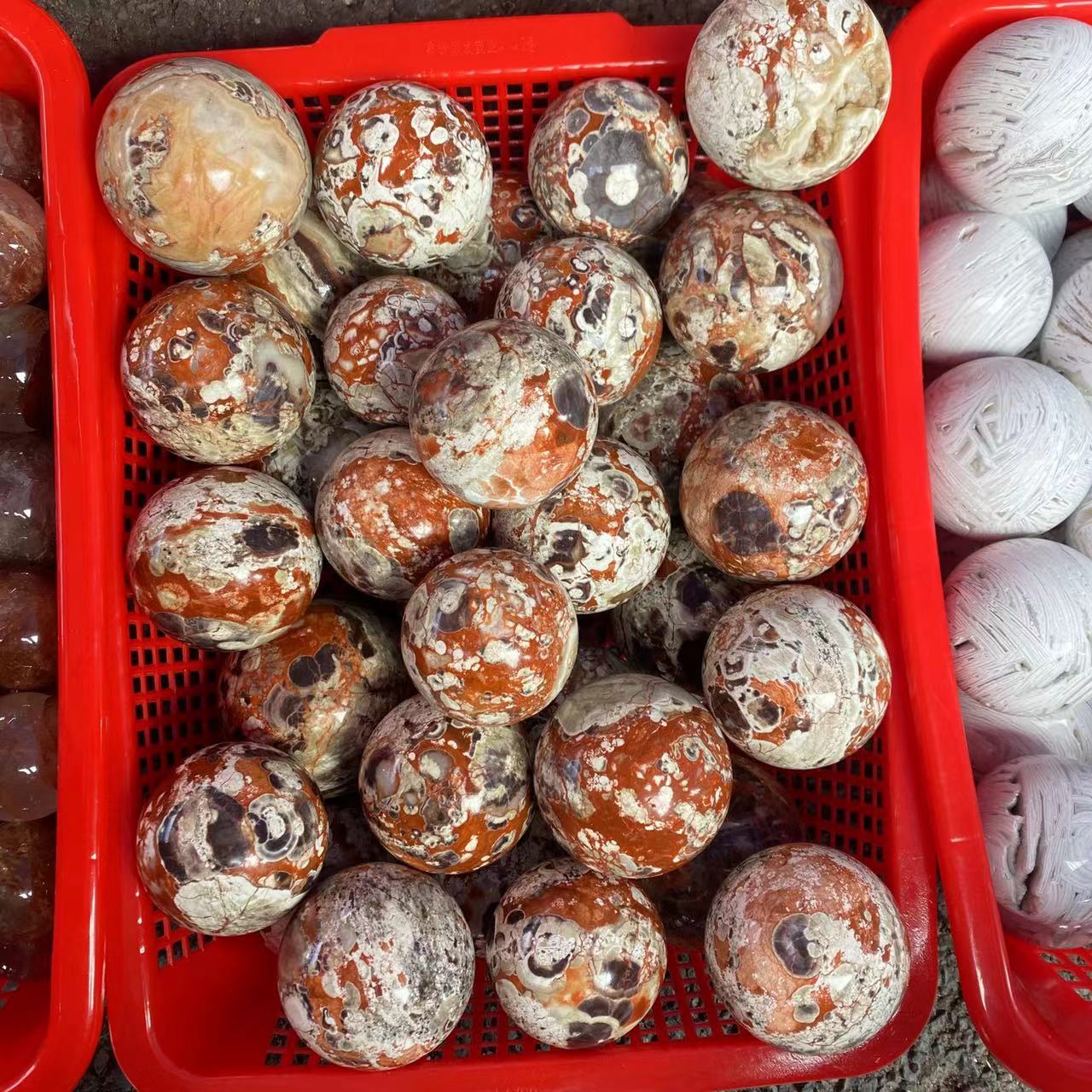 Mona agata sfero, prezo per kg