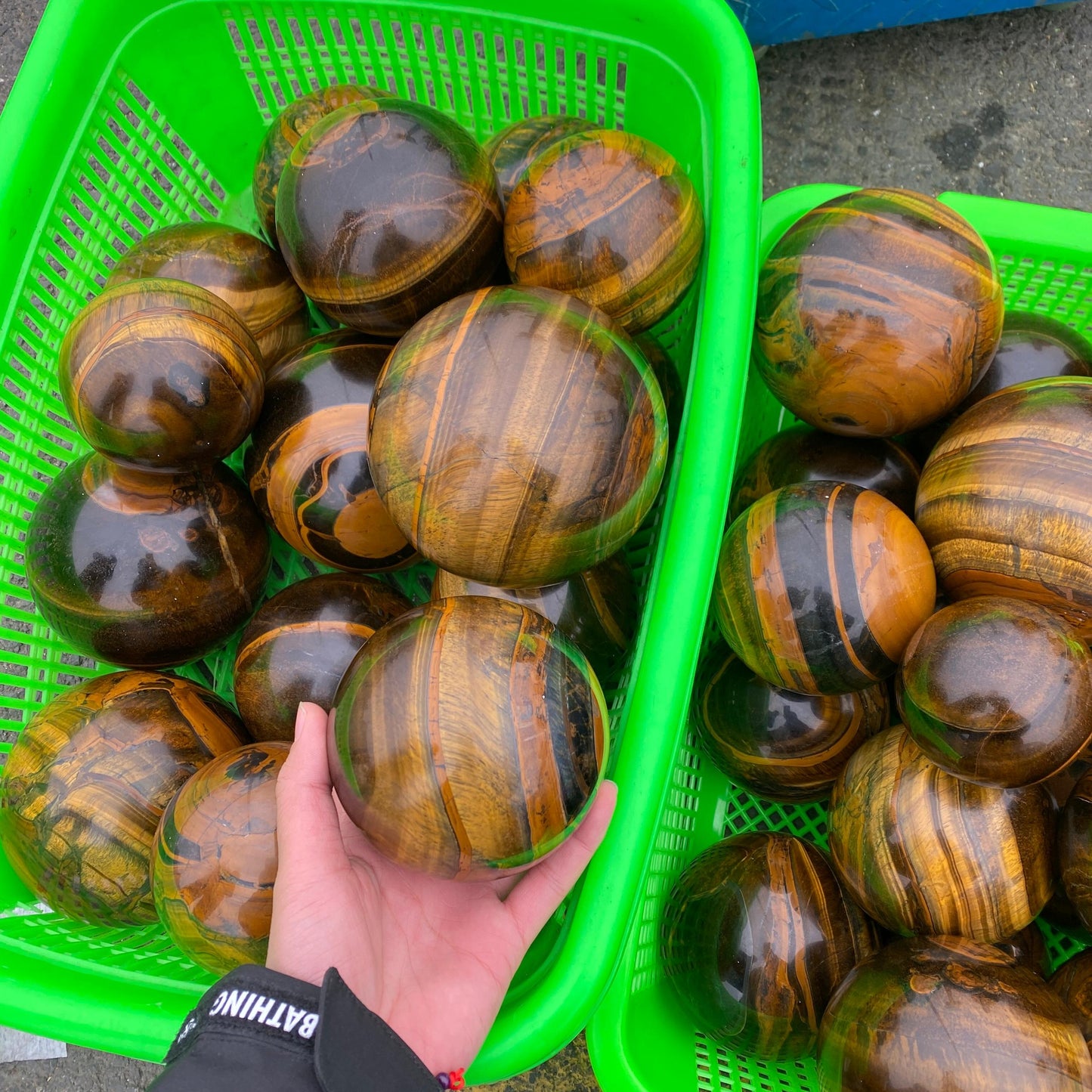 Tiger eye stone big sphere, price by kg