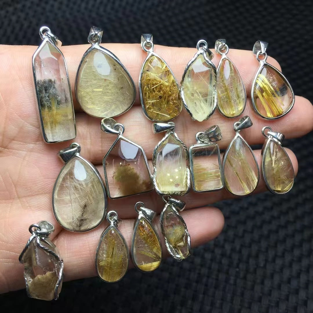 Ora Rulate Quartz #1 Arĝenta Pendumilo