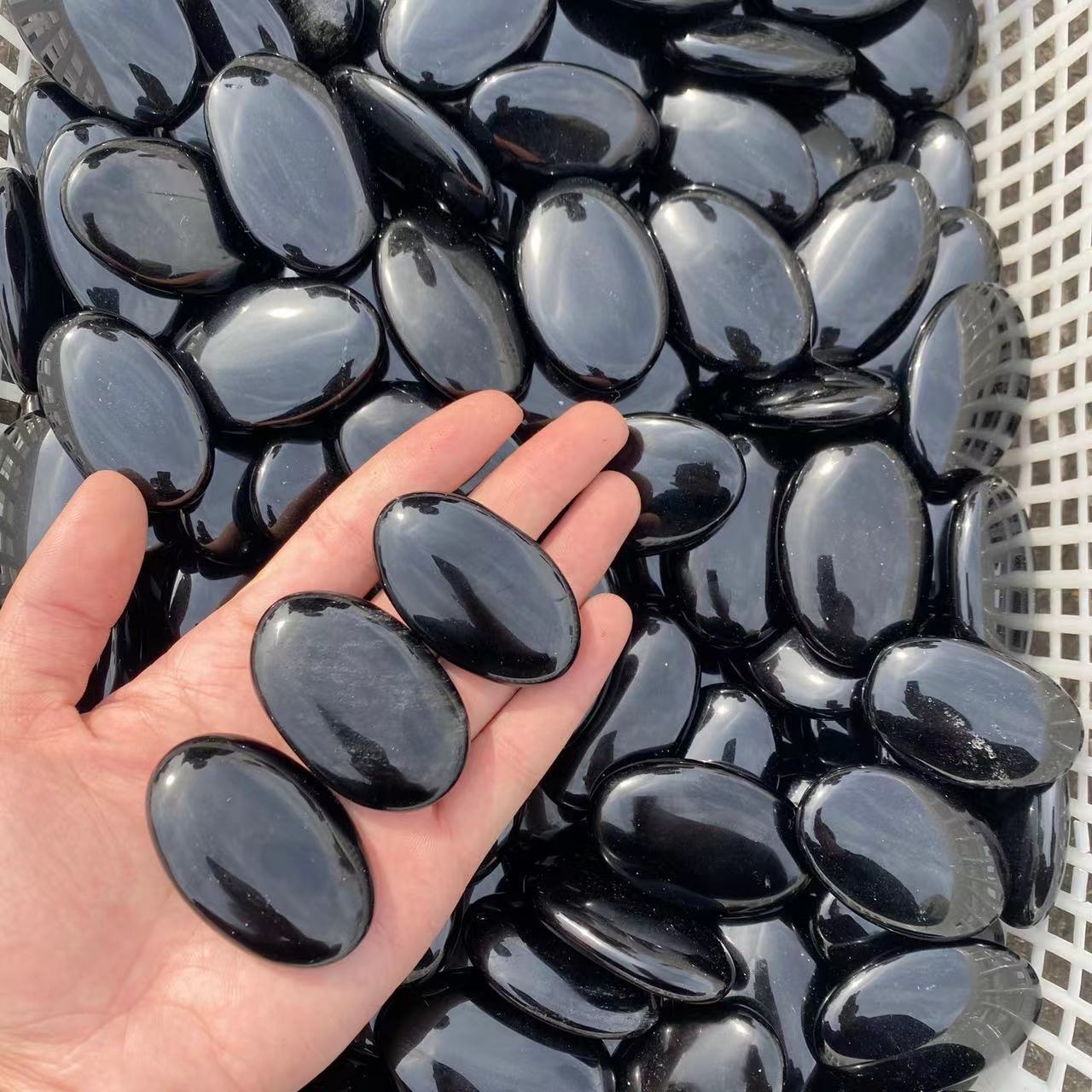 Obsidian Palm Stone, price by kg