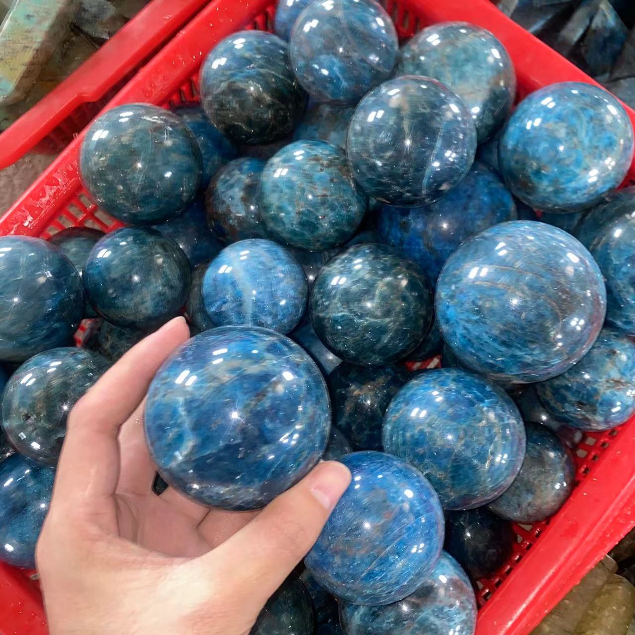 Blua apatita sfero, prezo je kg