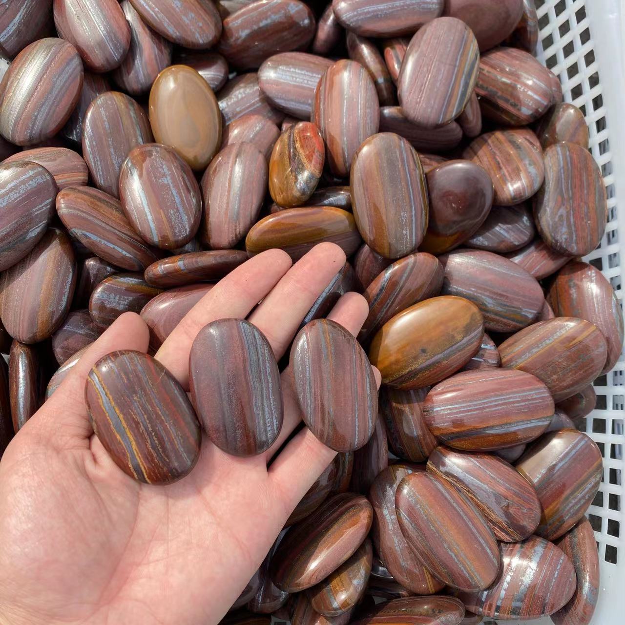 Iron Tiger Eye Palm Stone, price by kg