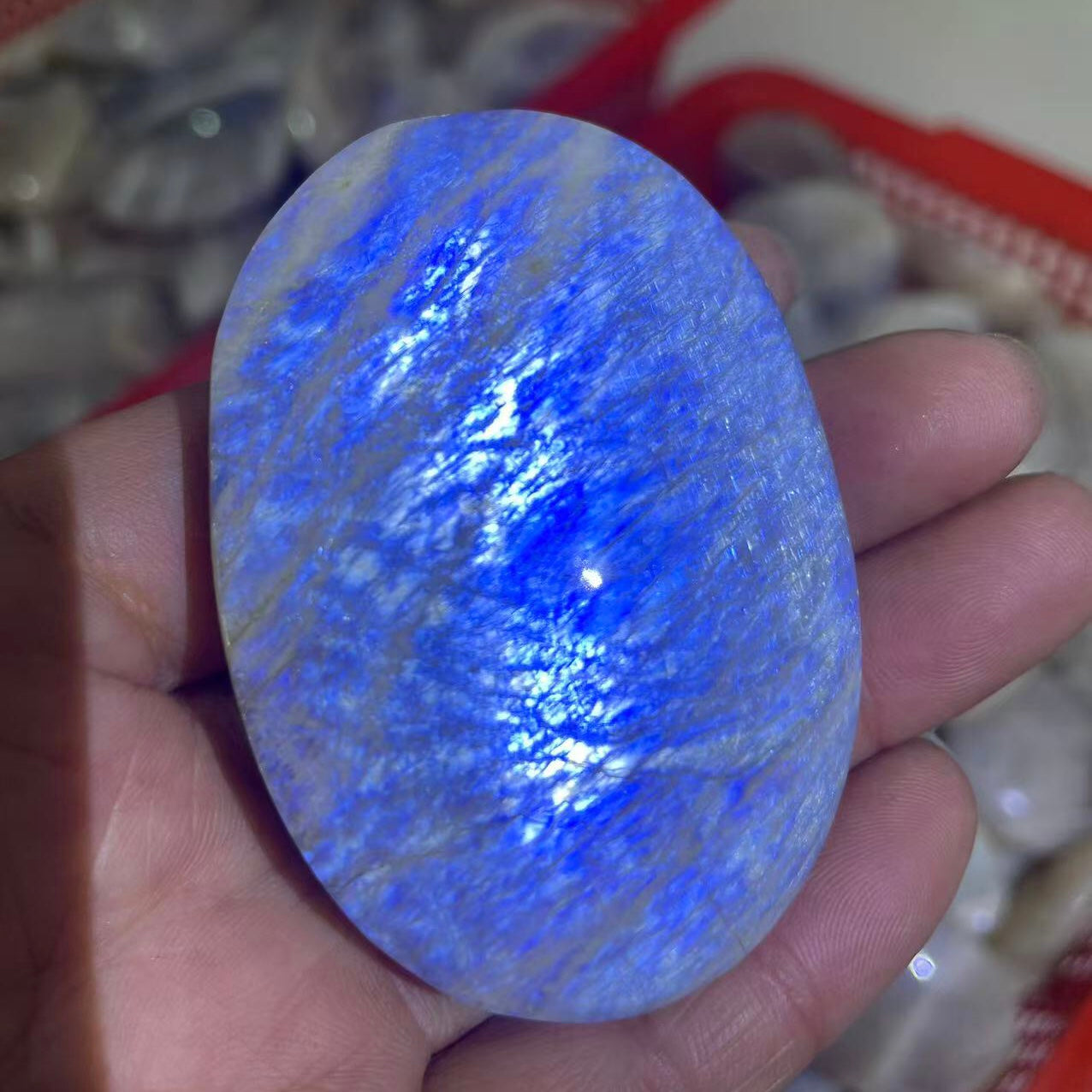 Blue Moonstone Palm Stone, price by kg