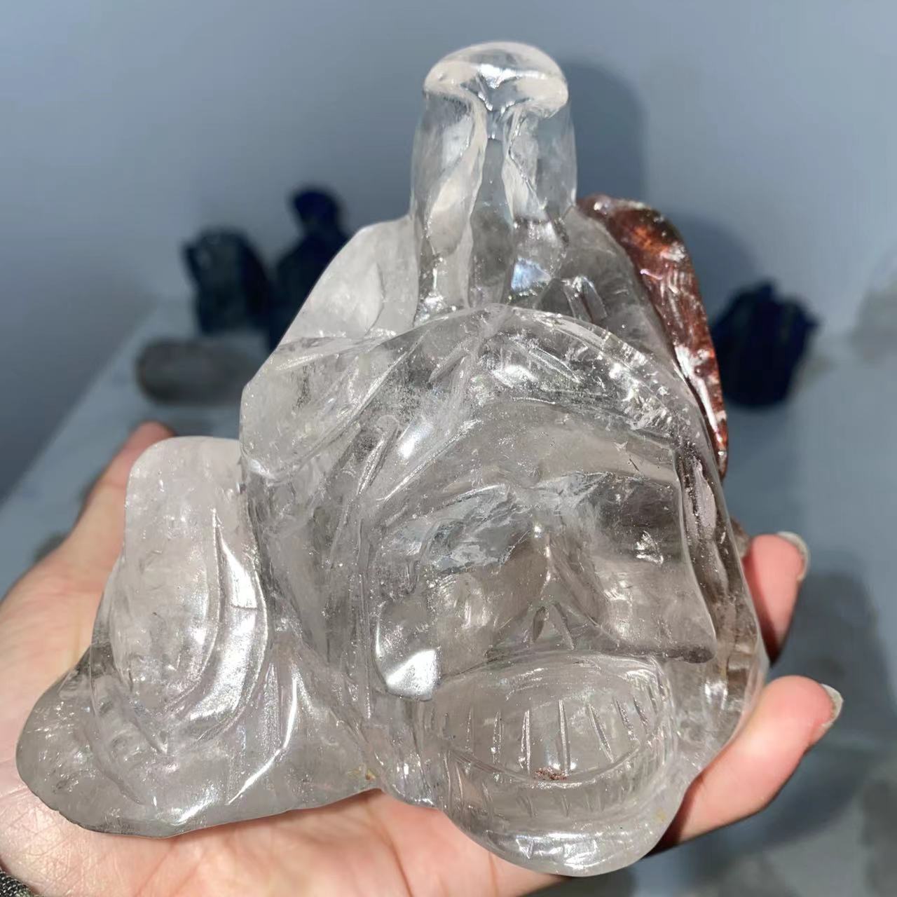 Clear and garden quartz carving, price by kg
