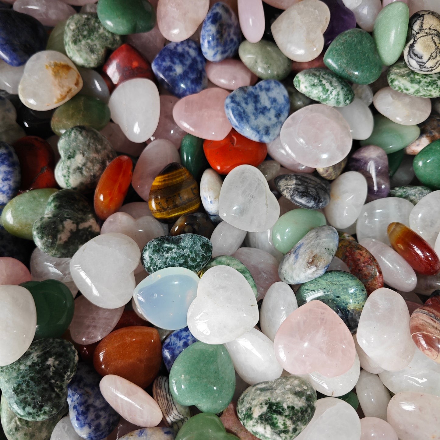 Mixed material heart 25*10mm, price by kg