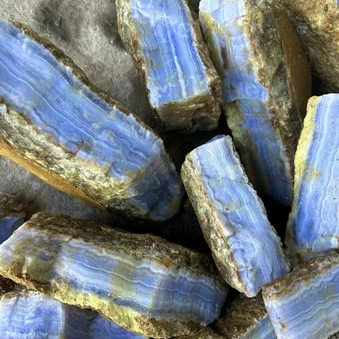 Blue lace agate raw stone S, price by kg