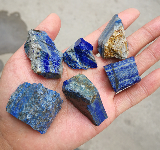 Lapis lazuli raw stone 20~40mm, price by kg