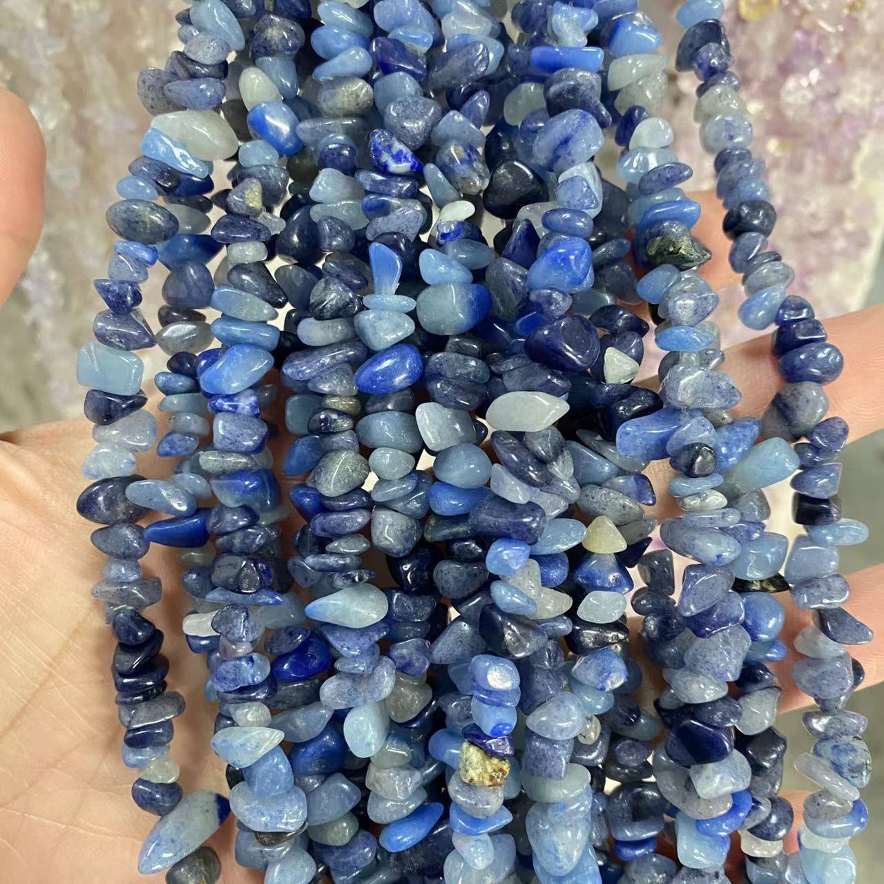 Blua Aventurine Chips ŝnuro