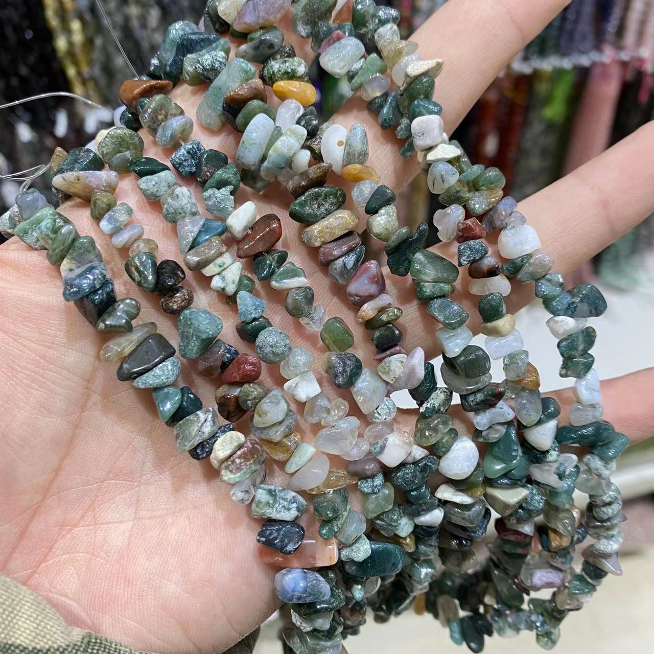Moss Agate Chips string