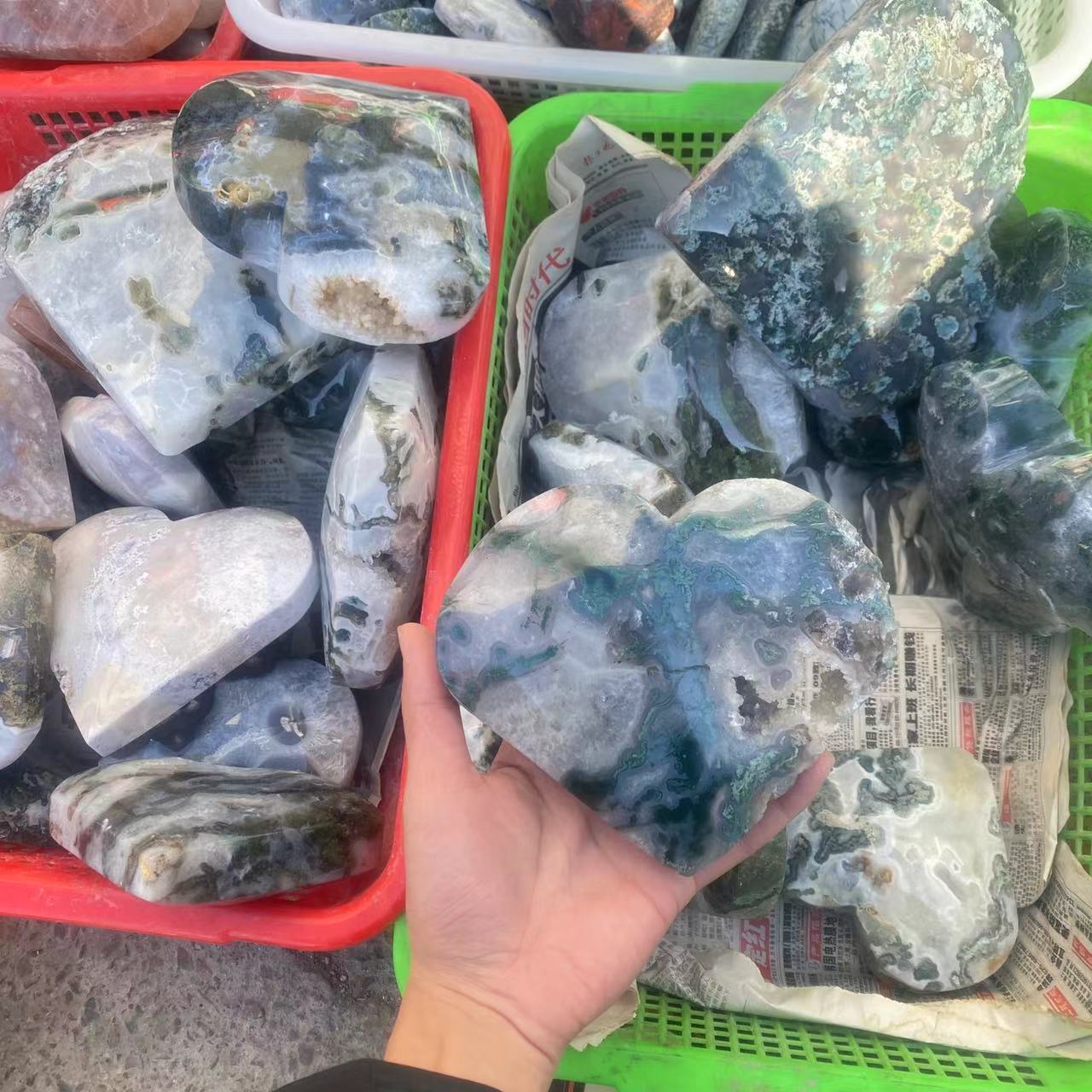 Moss agate big heart, price by kg