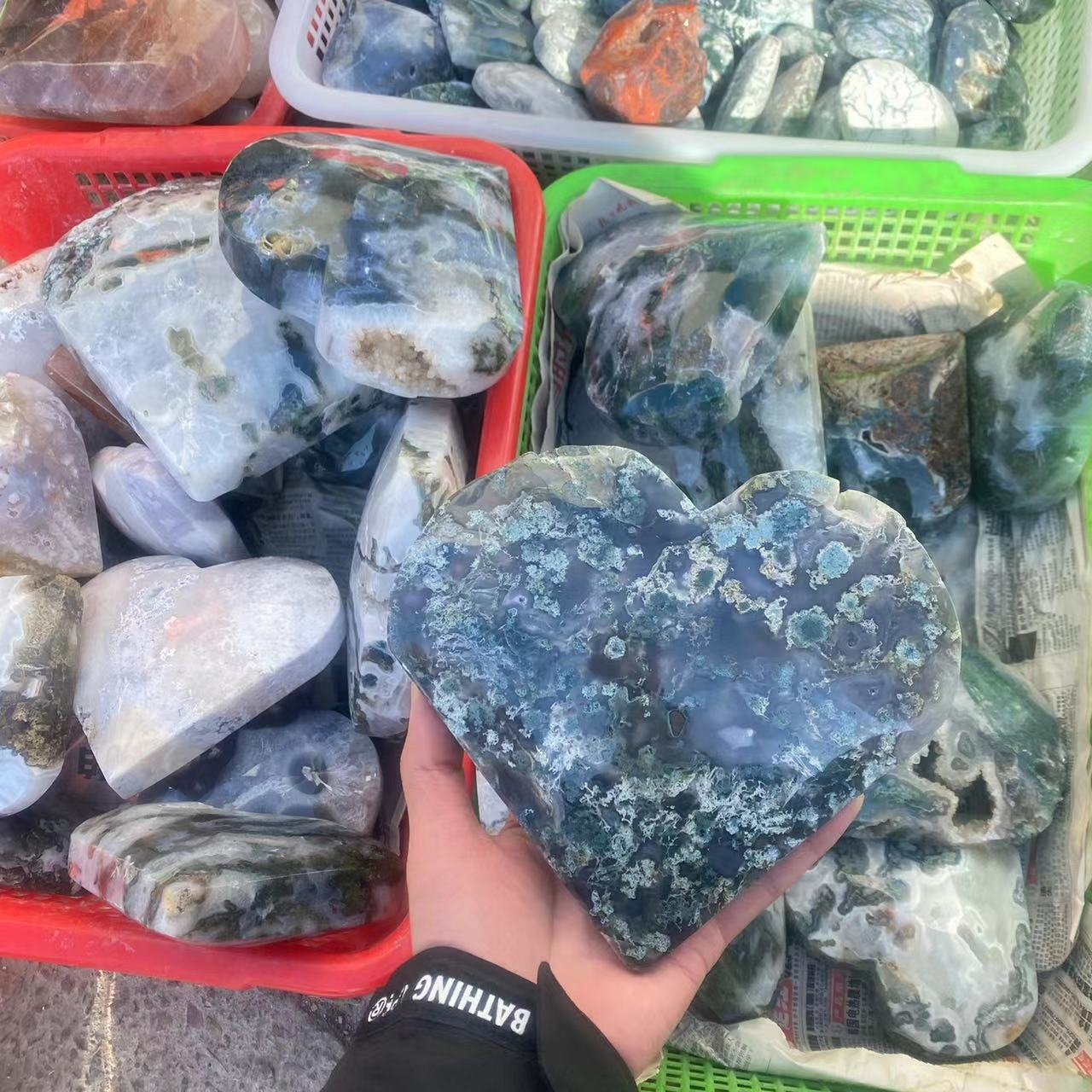 Moss agate big heart, price by kg