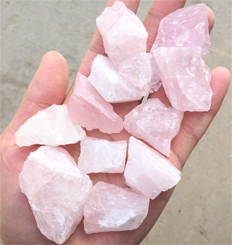 Roza kvarco B kruda ŝtono 20~40mm, prezo per kg