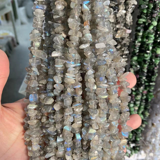 Labradorite Chips ŝnuro